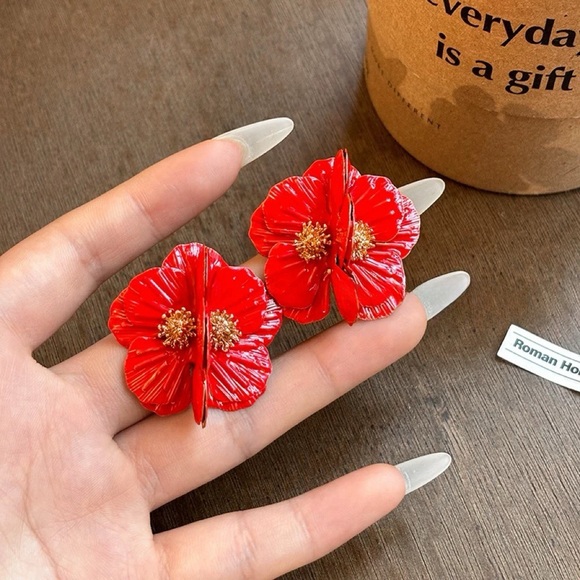 3/$20 Red Dahlia Gold Flower Center Statement Earrings - Picture 7 of 8